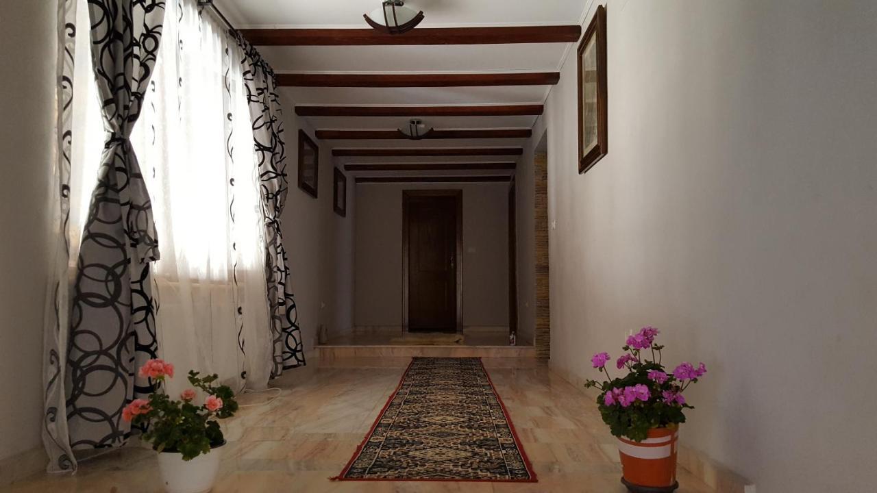 Mehadica House Villa ภายนอก รูปภาพ