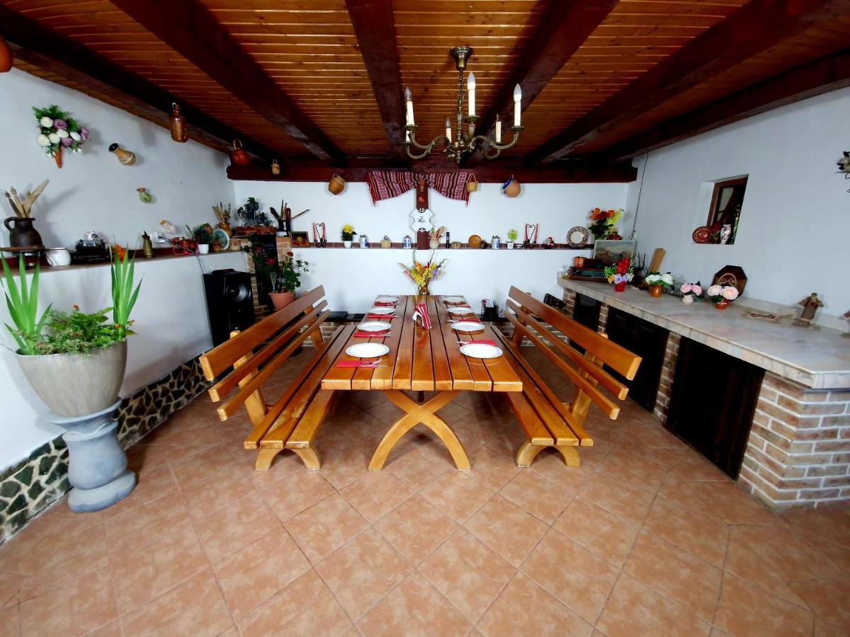 Mehadica House Villa ภายนอก รูปภาพ